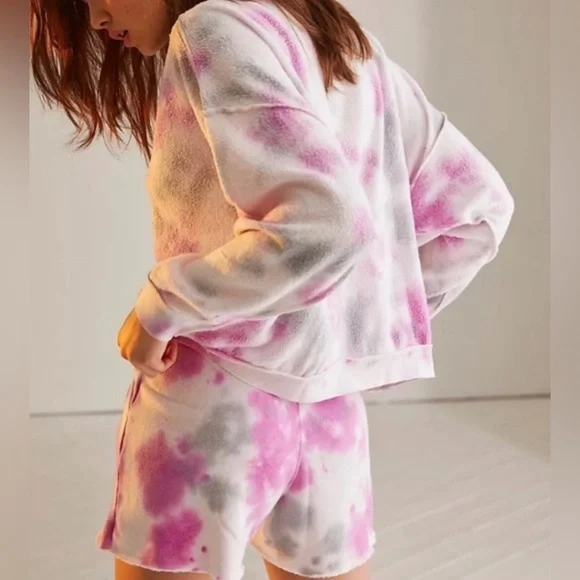 SOLD OUT❤️Free People Tie Dyed White, Pink, Gray Super Soft Sweater & Shorts Set - Picture 3 of 9
